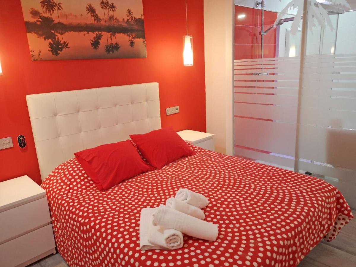 Conil Red-Black Apartment Кониль-де-ла-Фронтера Экстерьер фото