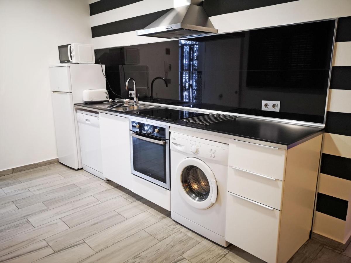 Conil Red-Black Apartment Кониль-де-ла-Фронтера Экстерьер фото